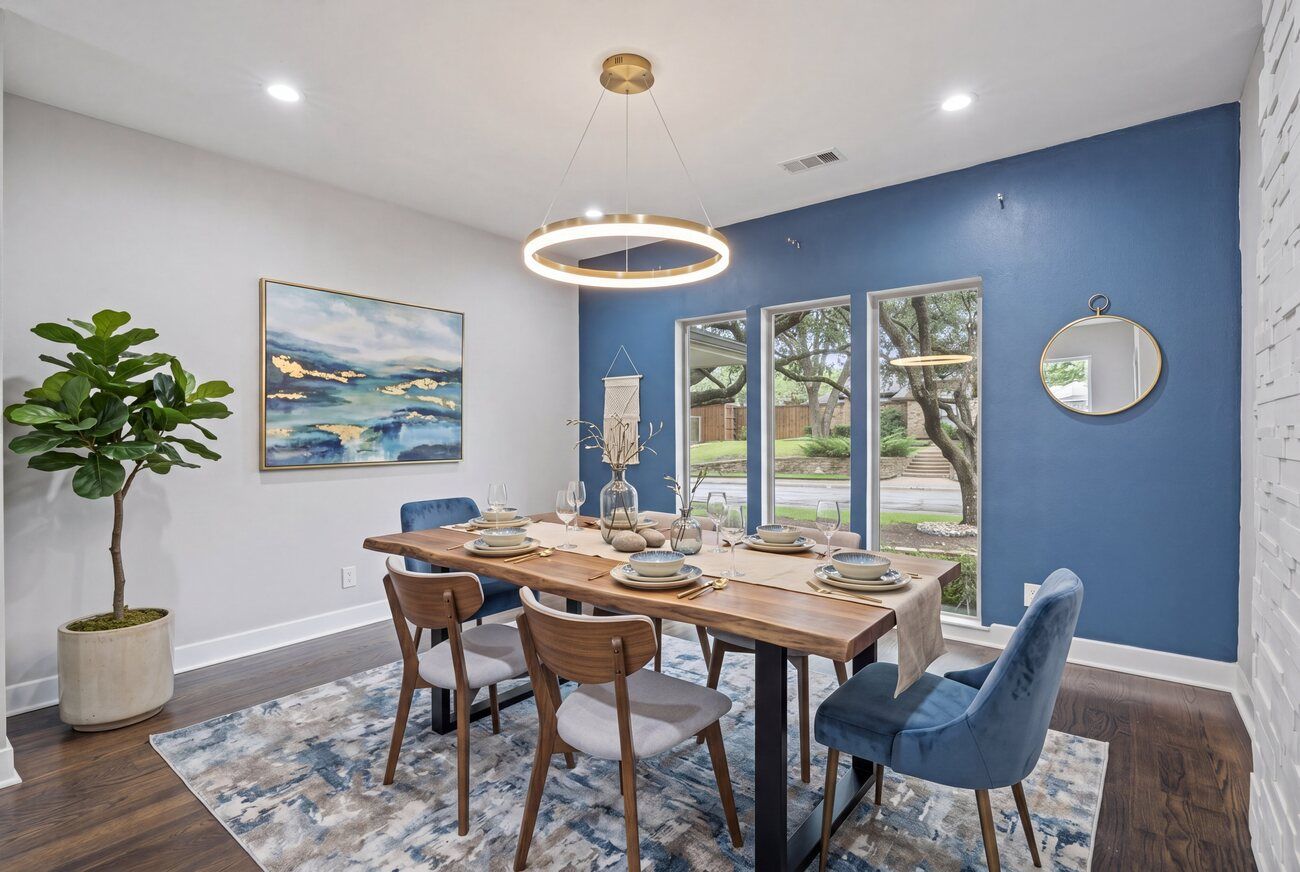 Rocky Branch, Dallas — dining & staging